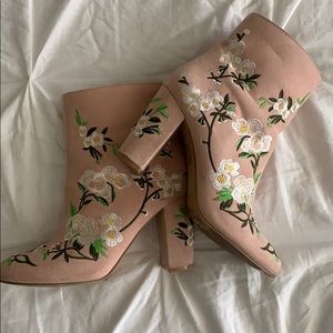 Floral boots